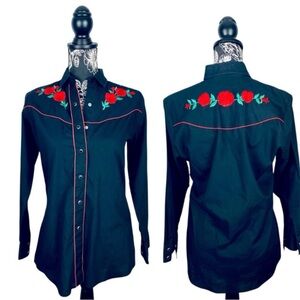 Country Charmer men's slim fit vintage rose embroidered button up top size small